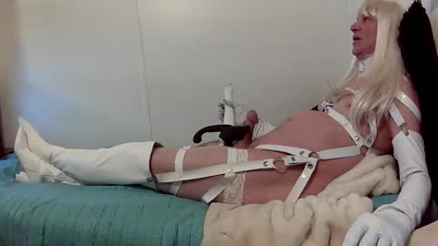 corsetnboots online show from February 21, 5:58 pm