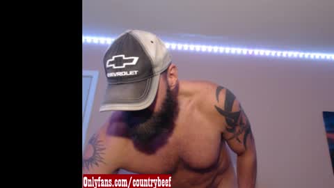 Snapshot of countrybeef chatting on December 10, 12:13 am countrybeef online show from December 10, 12:13 am