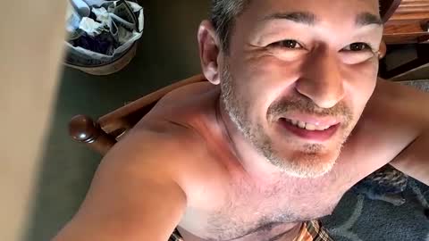 Snapshot of countryjoe2002 chatting on October 3, 3:28 pm countryjoe2002 online show from October 3, 3:28 pm