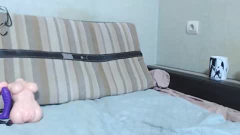 Damien online show from April 23, 12:29 pm