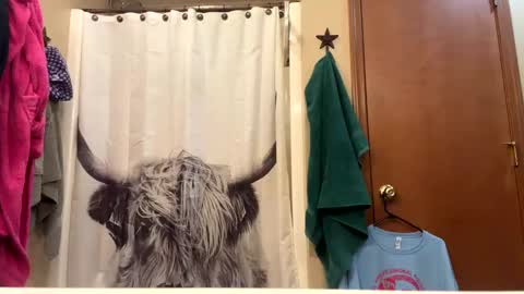 Snapshot of cowboystud77 chatting on February 10, 1:46 am cowboystud77 online show from February 10, 1:46 am
