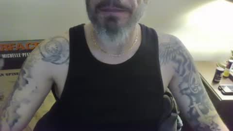 Snapshot of cpl_inlove chatting on December 22, 7:00 am cpl_inlove online show from December 22, 7:00 am