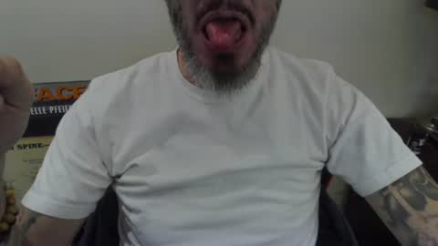 Snapshot of cpl_inlove chatting on January 5, 6:02 pm cpl_inlove online show from January 5, 6:02 pm