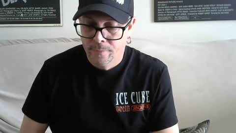 crazy4vegas online show from December 7, 3:30 pm