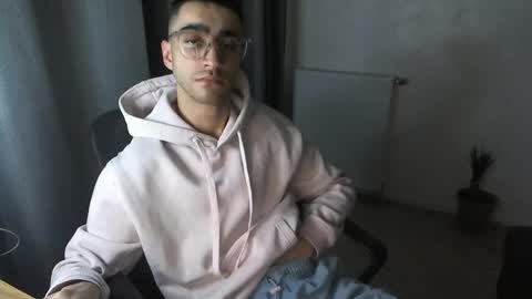 crazy online show from January 18, 4:52 am