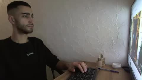 crazy online show from December 23, 10:32 am