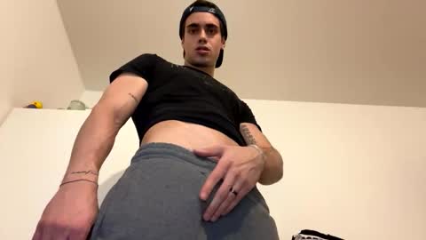 crazydickboy3 online show from May 13, 3:31 pm
