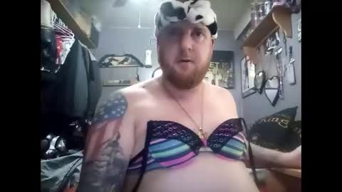 creampie315 online show from January 8, 11:30 pm