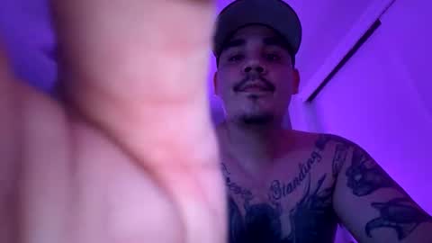 cree31991 online show from April 11, 5:36 am