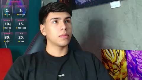 crh58_ online show from December 1, 7:50 pm