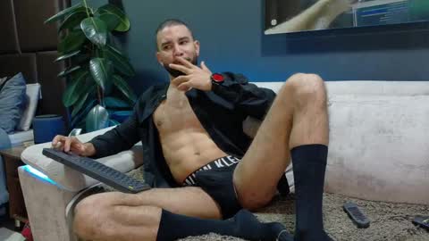 Snapshot of crhistian1_ chatting on September 25, 5:56 pm CRHISTIAN online show from September 25, 5:56 pm