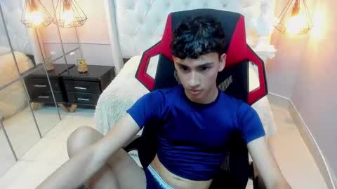 Snapshot of cristalangel9 chatting on October 8, 6:56 pm ANGEL online show from October 8, 6:56 pm