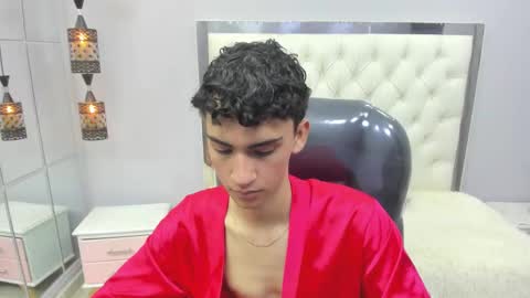 Snapshot of cristalangel9 chatting on October 15, 5:42 pm ANGEL online show from October 15, 5:42 pm