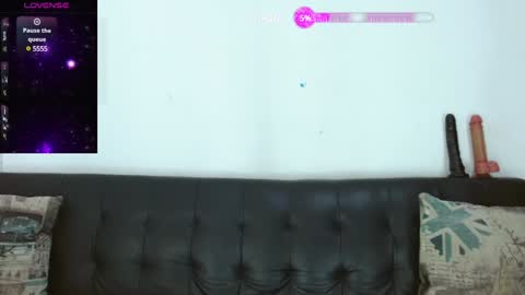 Snapshot of cristian_disick chatting on February 8, 12:06 pm cristian_disick online show from February 8, 12:06 pm