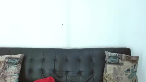 Snapshot of cristian_disick chatting on December 11, 5:43 pm cristian_disick online show from December 11, 5:43 pm