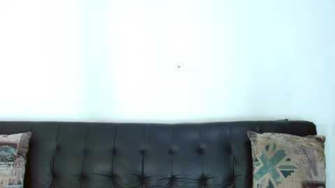 Snapshot of cristian_disick chatting on January 15, 10:38 am cristian_disick online show from January 15, 10:38 am