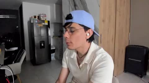 Cristian  online show from February 21, 10:26 pm