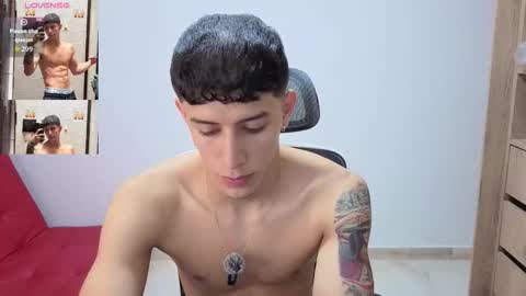 Snapshot of cristopher23_ chatting on September 21, 12:55 am cristopher23 online show from September 21, 12:55 am