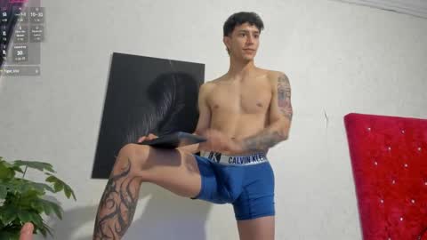 Snapshot of cristopher23_ chatting on January 3, 8:11 pm cristopher23 online show from January 3, 8:11 pm