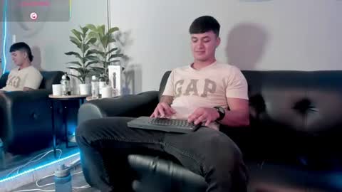 Cristopher online show from July 27, 2:02 pm