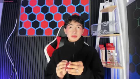 Cristopher  online show from April 23, 8:22 pm