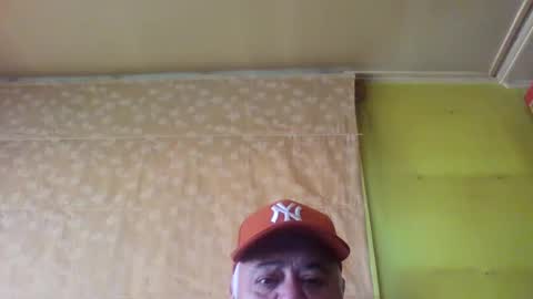 crmperez online show from January 5, 8:42 pm
