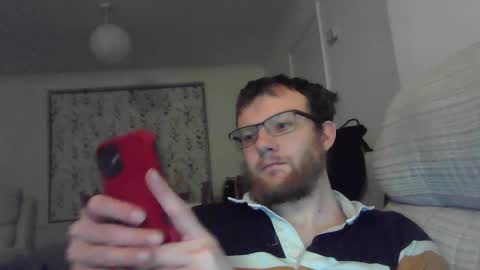 Snapshot of cropper4fun chatting on February 10, 8:00 pm Cropper online show from February 10, 8:00 pm