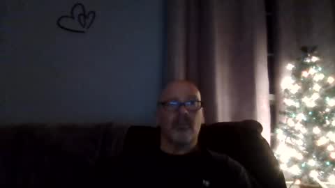 fun guy online show from August 3, 1:37 am