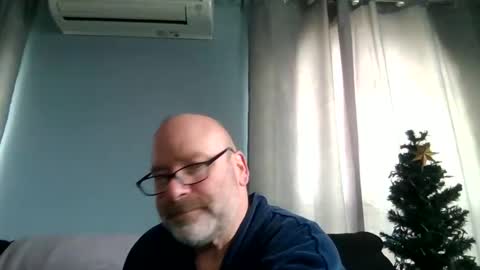 fun guy online show from April 25, 1:14 pm