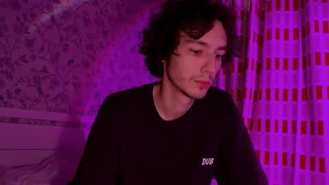 crybae0 online show from March 1, 11:48 pm