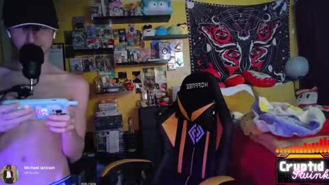 CryptidTwink online show from February 5, 7:26 am