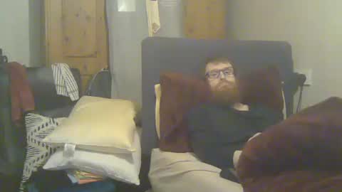 chris online show from April 29, 12:26 am