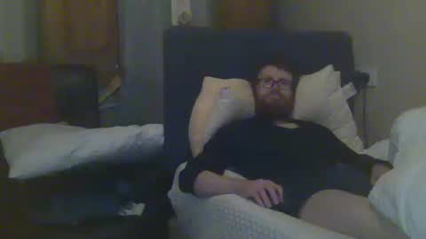 chris online show from January 4, 1:31 am