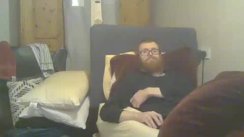 chris online show from March 4, 12:17 am