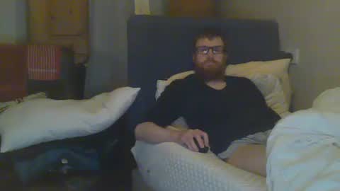 chris online show from December 7, 1:15 am