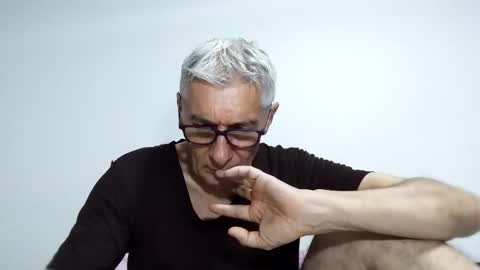 BIG UNCUT HARD COCK online show from April 25, 3:31 am