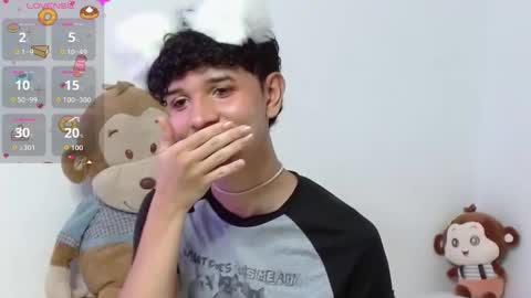 Cuddly online show from October 20, 4:16 am