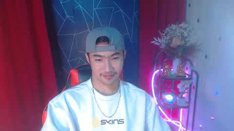 Snapshot of cumhavefun25 chatting on February 7, 4:03 pm ask me online show from February 7, 4:03 pm