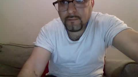 Snapshot of cummachine2022 chatting on March 9, 1:59 pm cummachine2022 online show from March 9, 1:59 pm