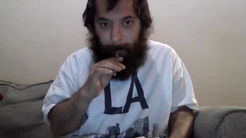 Snapshot of cummachine2022 chatting on February 25, 3:31 am cummachine2022 online show from February 25, 3:31 am