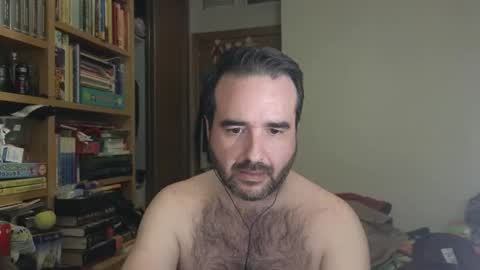 curiosillo1983 online show from December 3, 8:37 pm