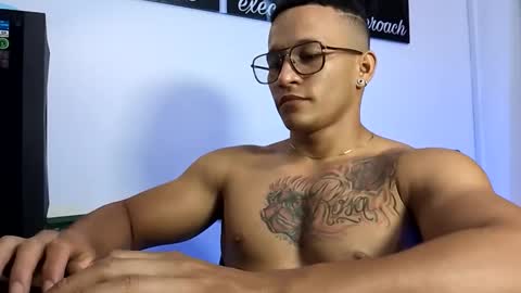 Roger online show from April 1, 12:01 am