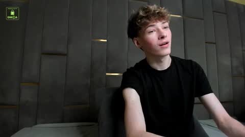 Snapshot of curlytwinkboy chatting on September 26, 8:50 pm KEVIN online show from September 26, 8:50 pm