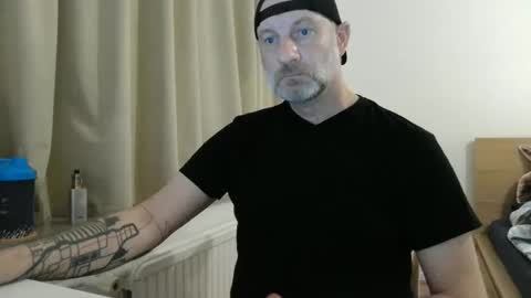 Curman85 online show from December 4, 11:35 pm