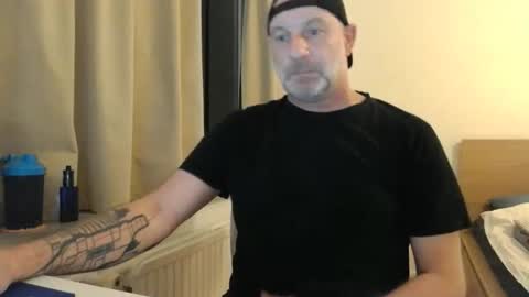 Curman85 online show from October 5, 10:36 pm