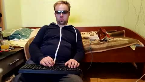 cute69696969 online show from September 27, 9:45 pm