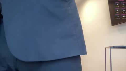 cute_skywalker online show from March 6, 6:10 am