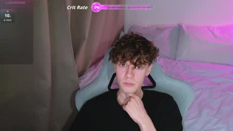 Thomas -  online show from April 22, 8:02 pm