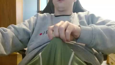 Cuteboy090 online show from April 29, 9:03 am