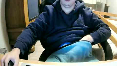 Cuteboy090 online show from November 8, 1:31 am